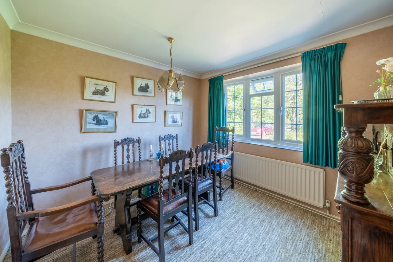 St. Georges Road, Salfords, RH1, photo 6