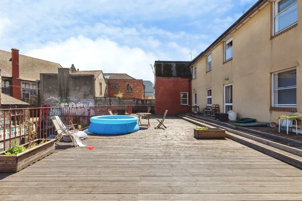 Stokes Croft, Bristol, BS1, photo 13