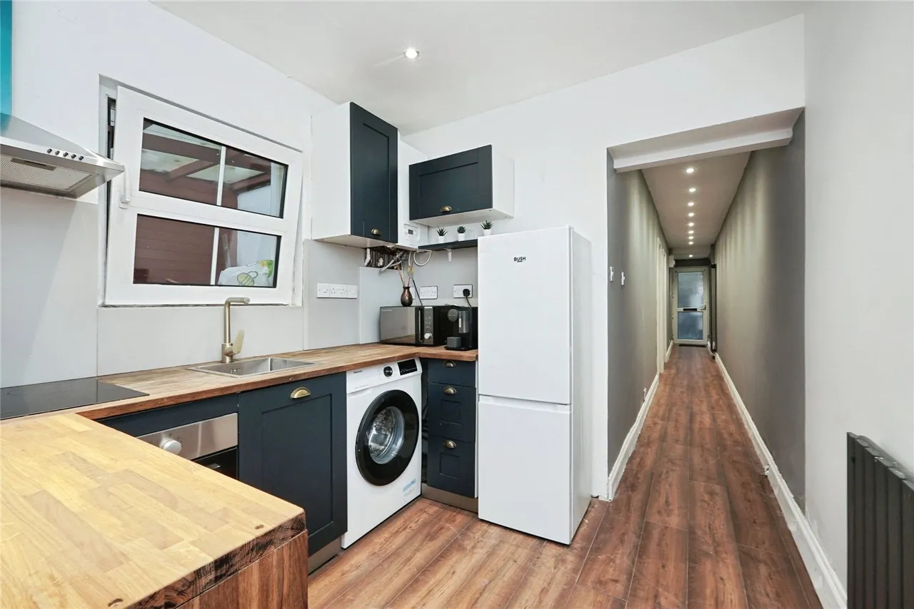 Folkestone Road, Dover, Kent, CT17, photo 6
