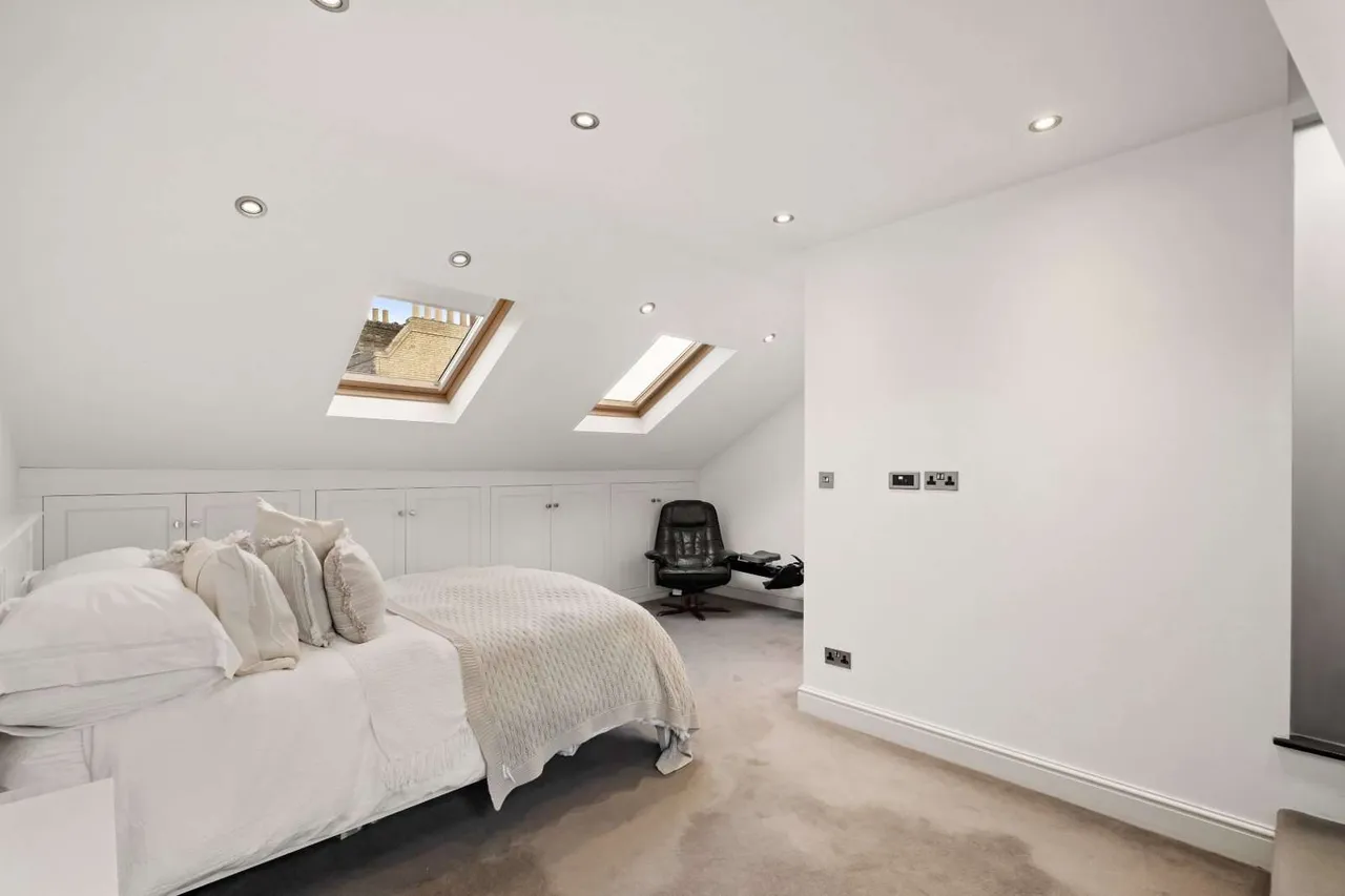 Ridgmount Road, London, SW18, photo 10