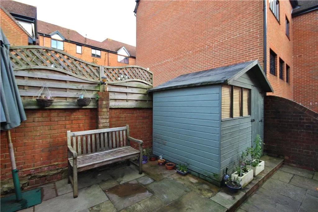 Baillie Road, Guildford, GU1, photo 4