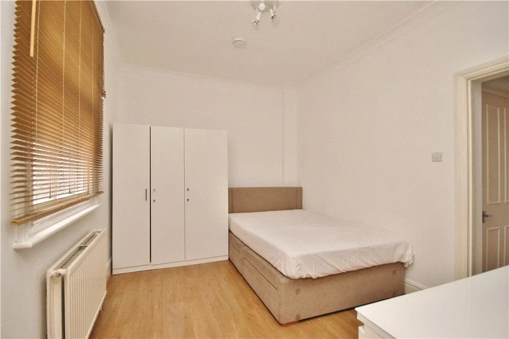 Baillie Road, Guildford, GU1, photo 6
