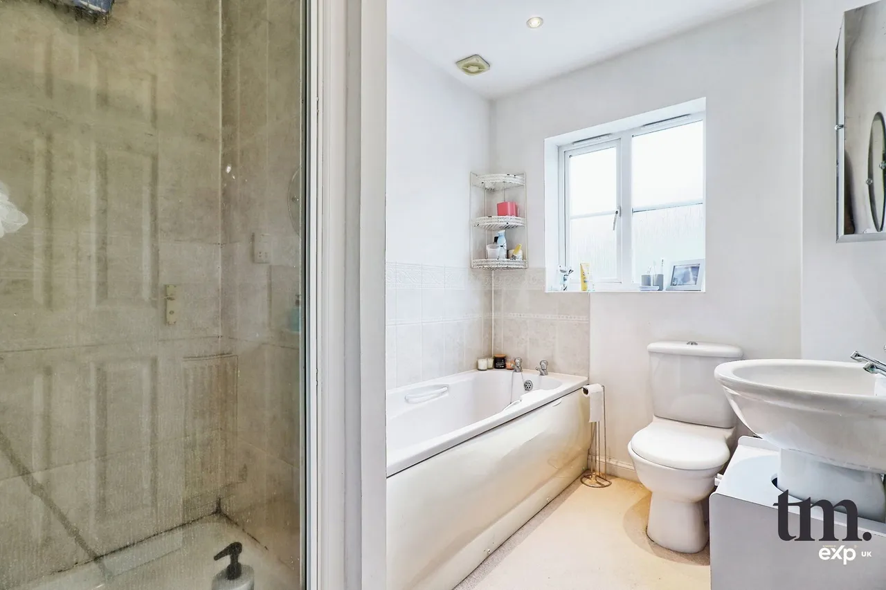 Coopers Crescent, Great Notley, Braintree, CM77 7DG, photo 12