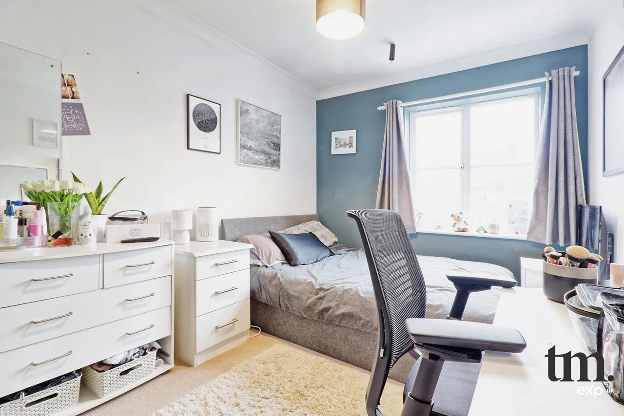 Coopers Crescent, Great Notley, Braintree, CM77 7DG, photo 11