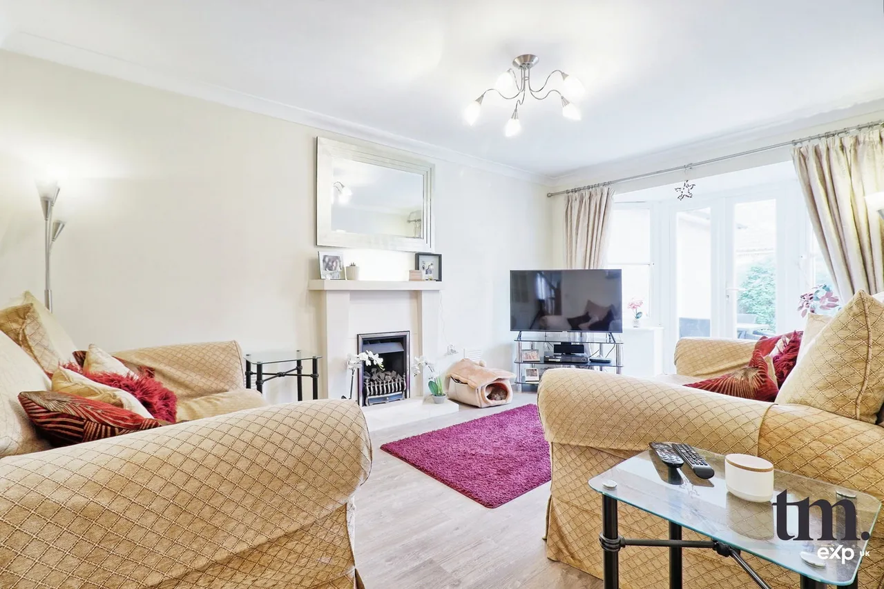 Coopers Crescent, Great Notley, Braintree, CM77 7DG, photo 3