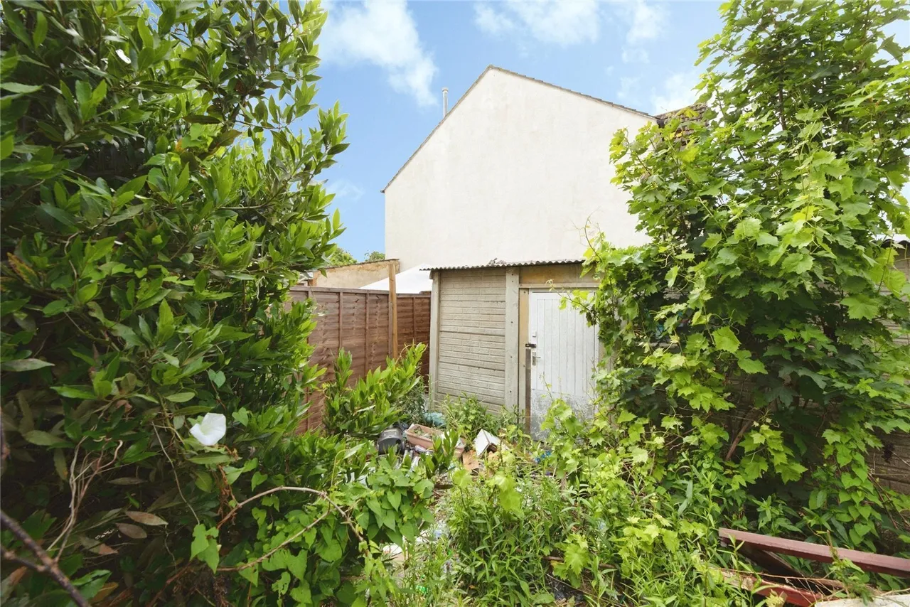 Meads Lane, Ilford, IG3, photo 11