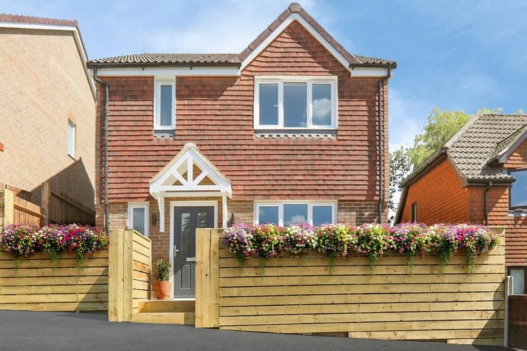 3 bed house for sale, Hilders Farm Close, Crowborough, TN6