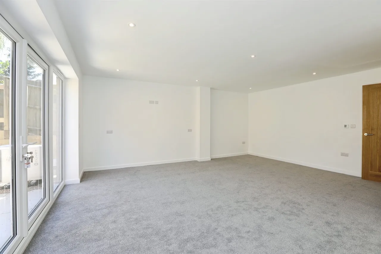 Hilders Farm Close, Crowborough, TN6, photo 6
