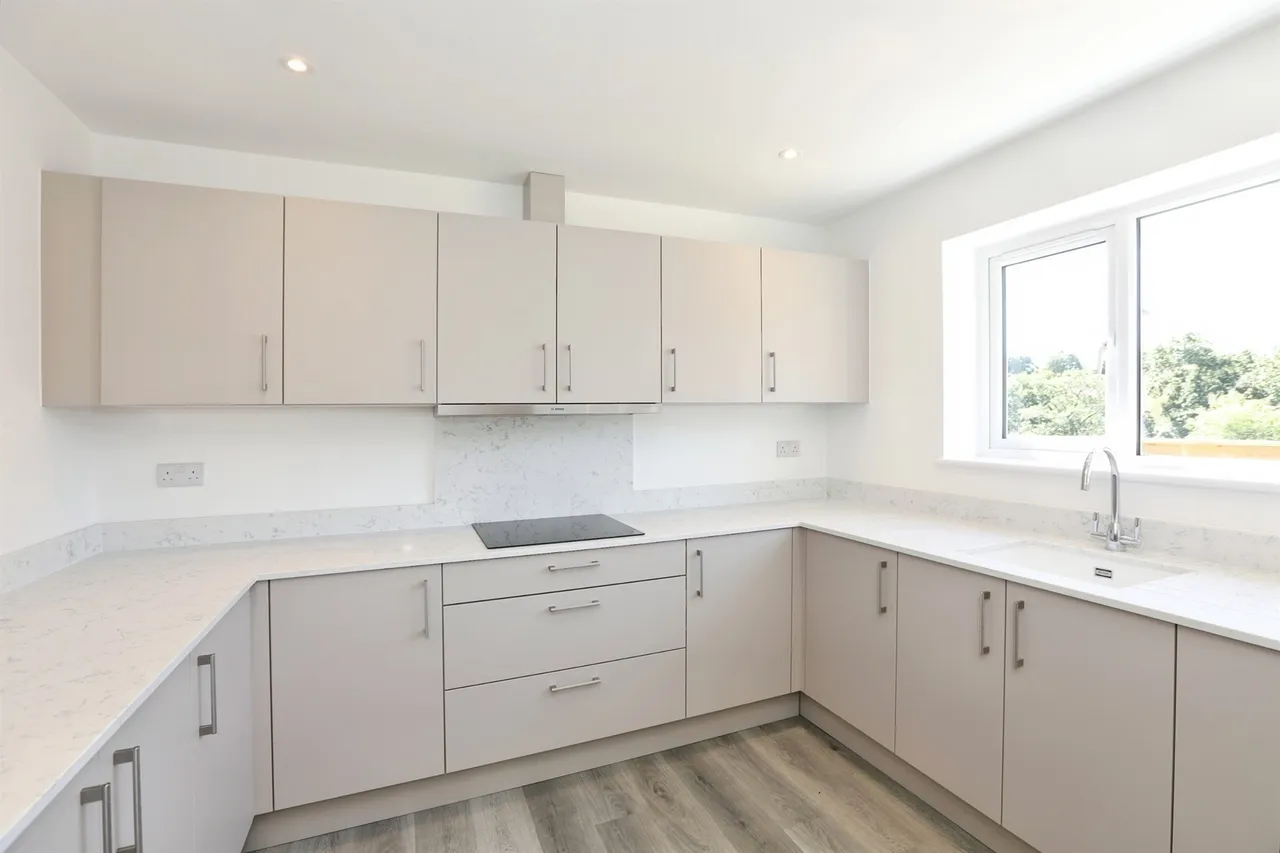 Hilders Farm Close, Crowborough, TN6, photo 5