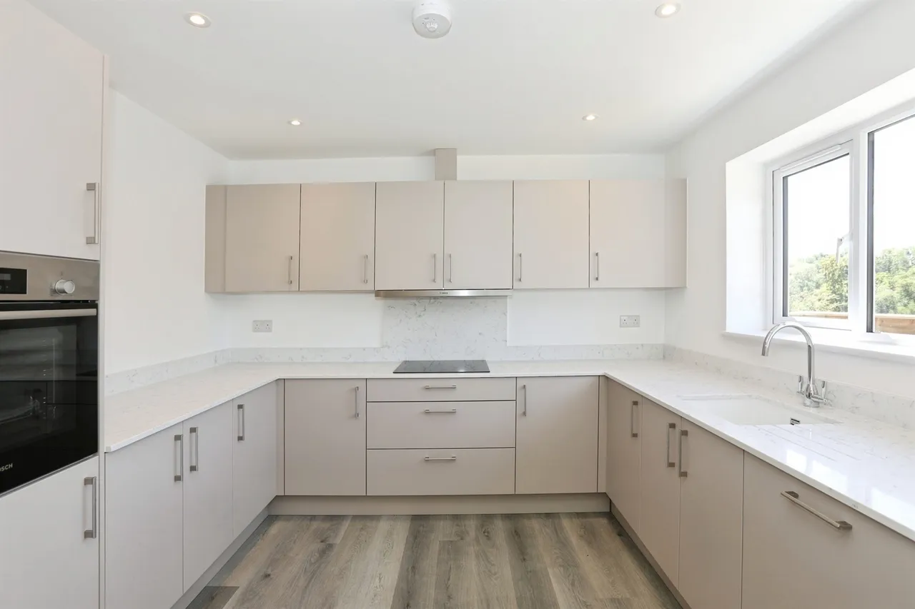 Hilders Farm Close, Crowborough, TN6, photo 2
