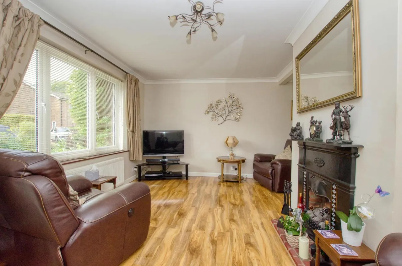 Clifton Gardens, West End, Southampton, SO18 3DA, photo 4