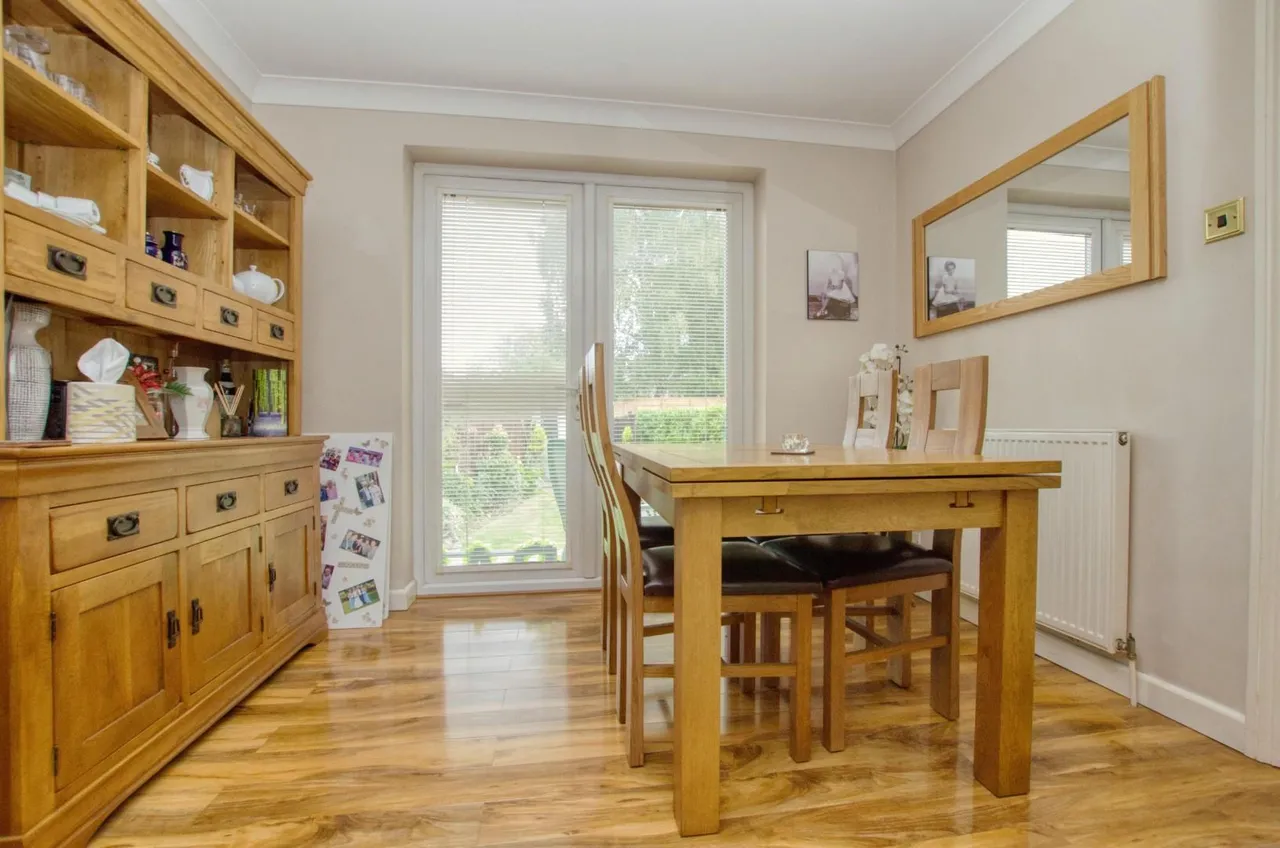 Clifton Gardens, West End, Southampton, SO18 3DA, photo 7