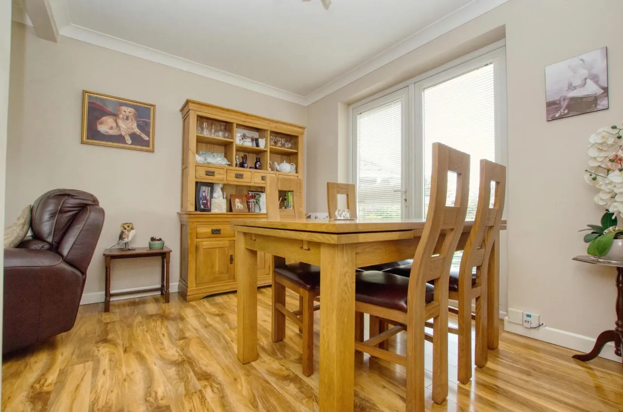 Clifton Gardens, West End, Southampton, SO18 3DA, photo 6