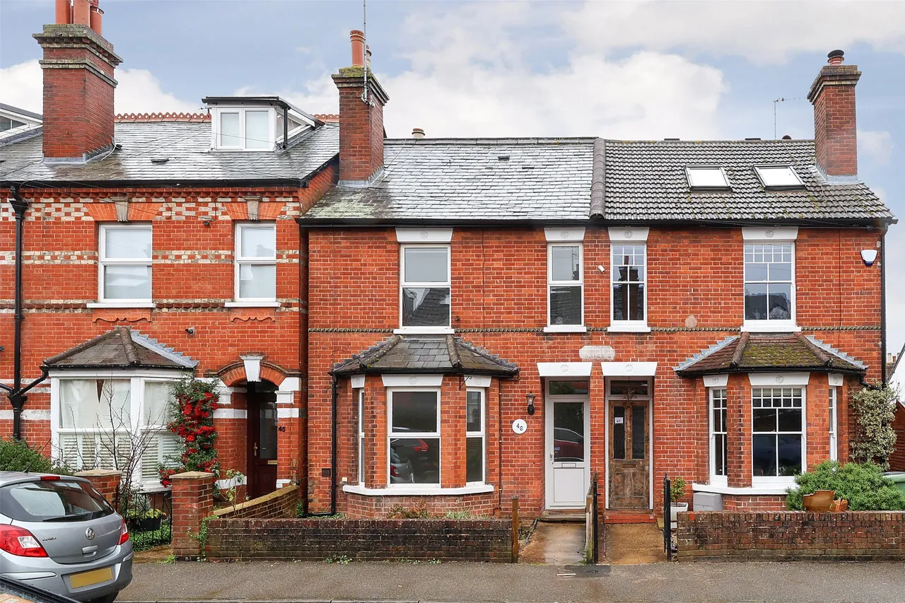 3 bed property to rent, Hart Road, Dorking, RH4