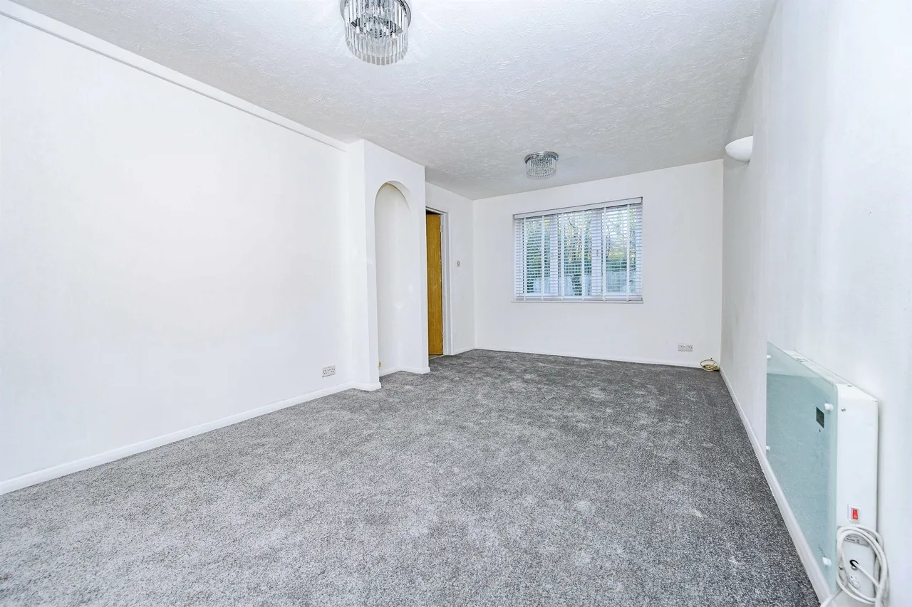 Tudor Close, Hatfield, AL10, photo 10