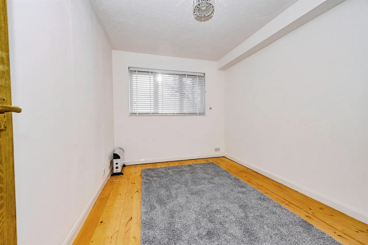 Tudor Close, Hatfield, AL10, photo 5