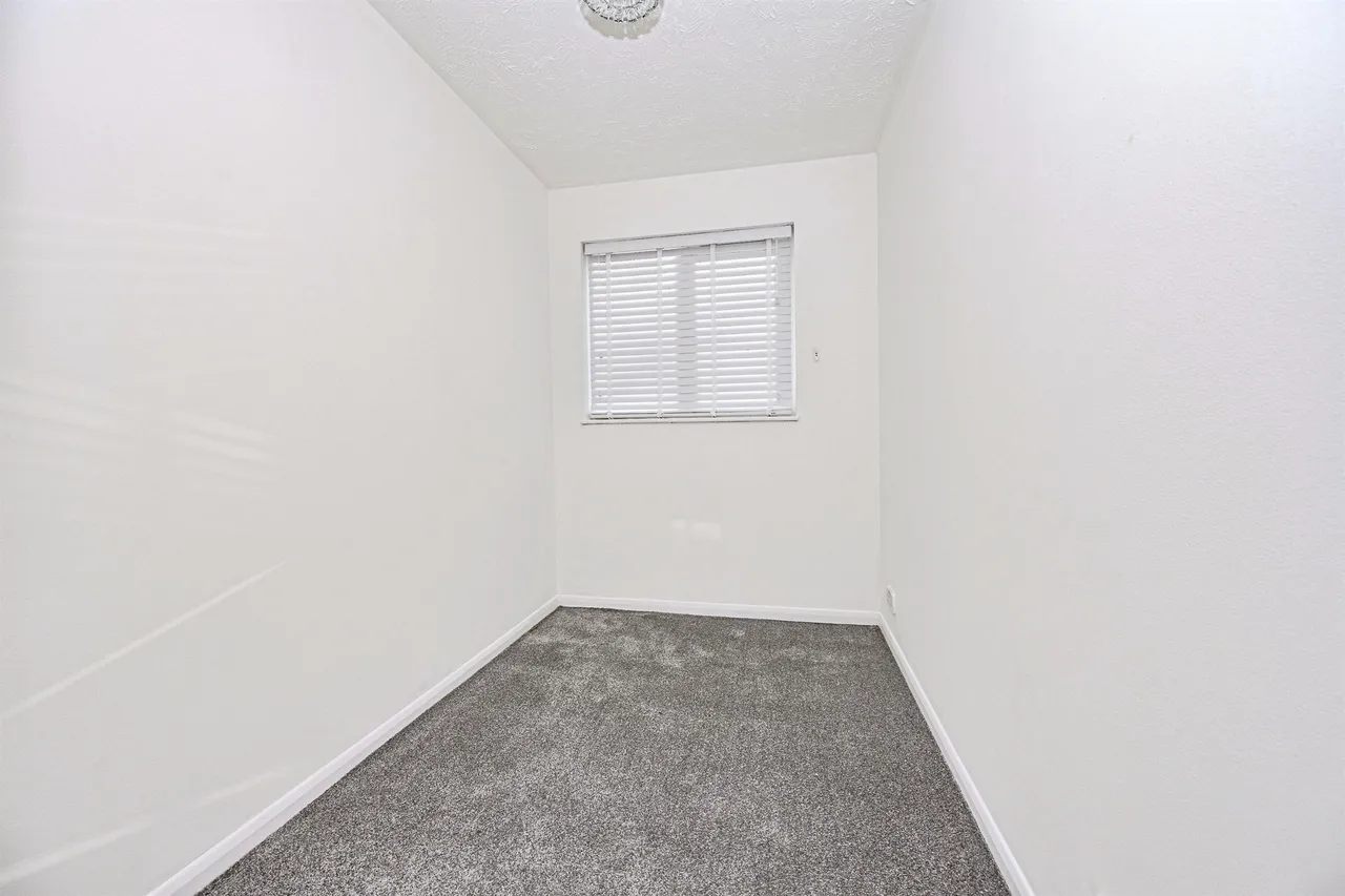 Tudor Close, Hatfield, AL10, photo 7