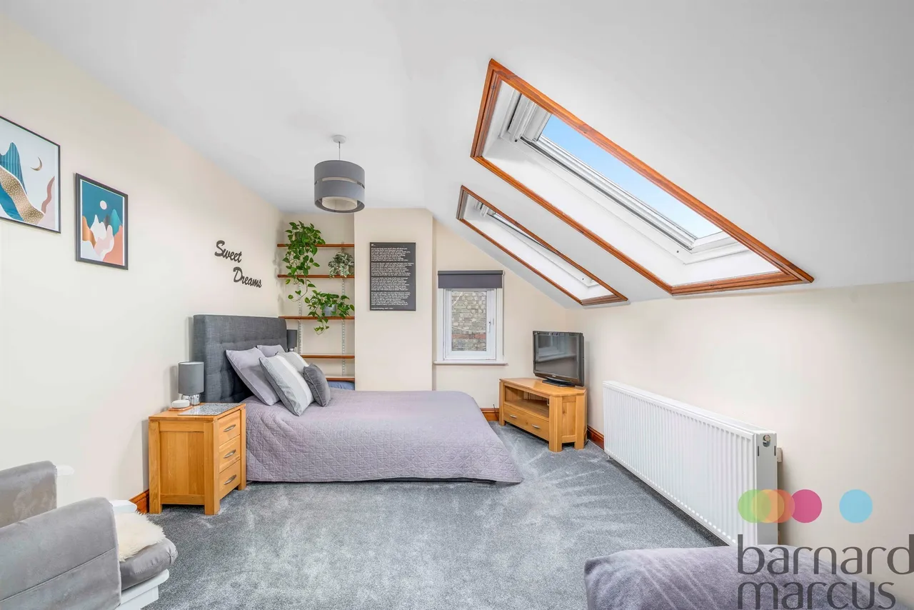 Macdonald Road, London, N11, photo 21