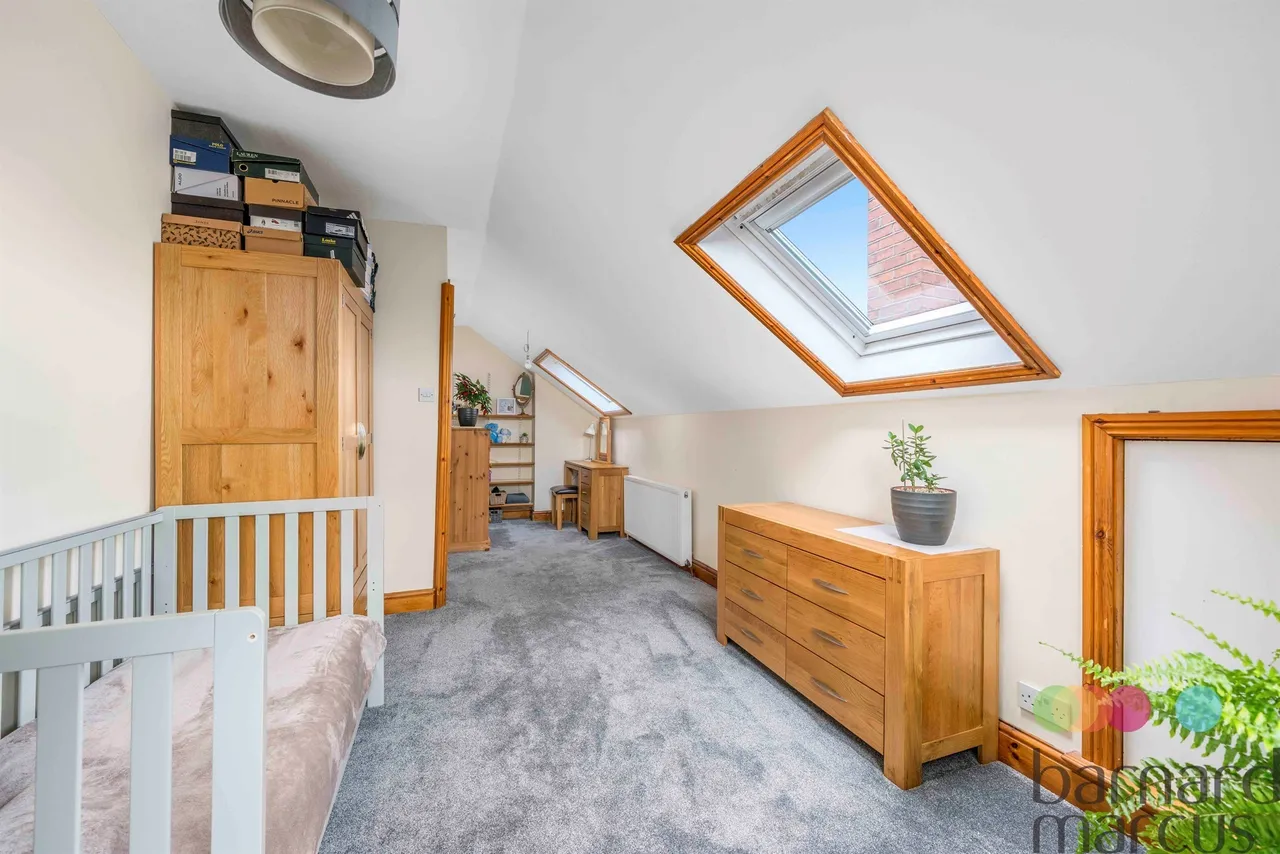 Macdonald Road, London, N11, photo 17