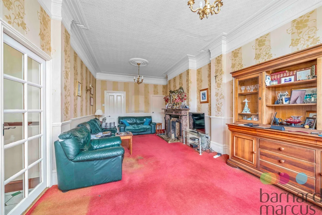 Macdonald Road, London, N11, photo 14