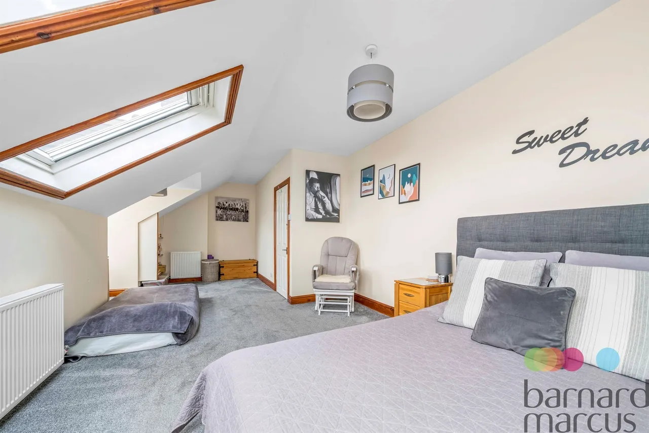 Macdonald Road, London, N11, photo 20
