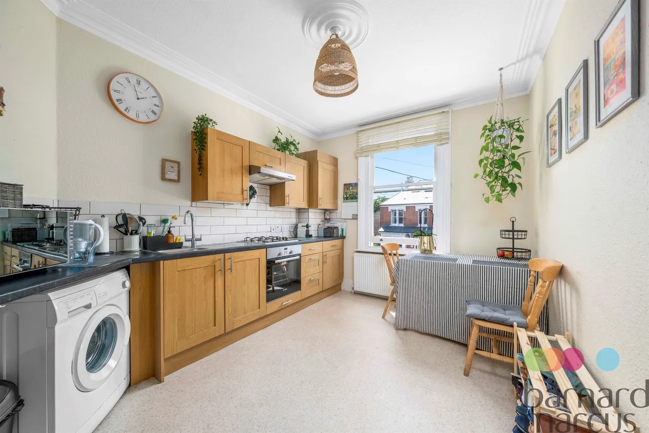 Macdonald Road, London, N11, photo 10