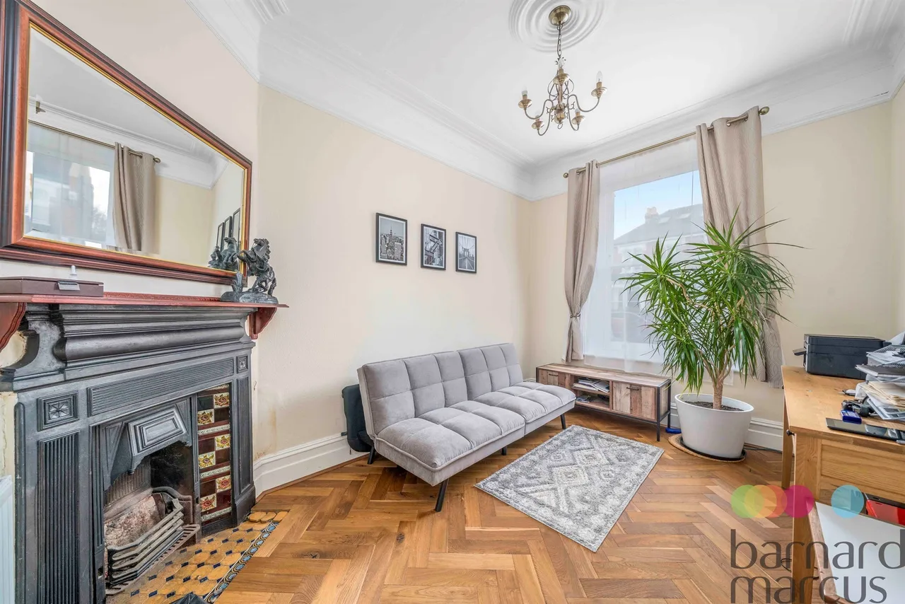 Macdonald Road, London, N11, photo 6