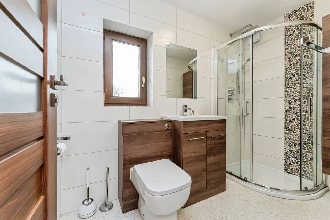 Fowler Road, Blacon, CH1, photo 19