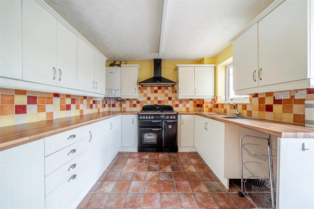 The Close, Kington St. Michael, SN14, photo 6