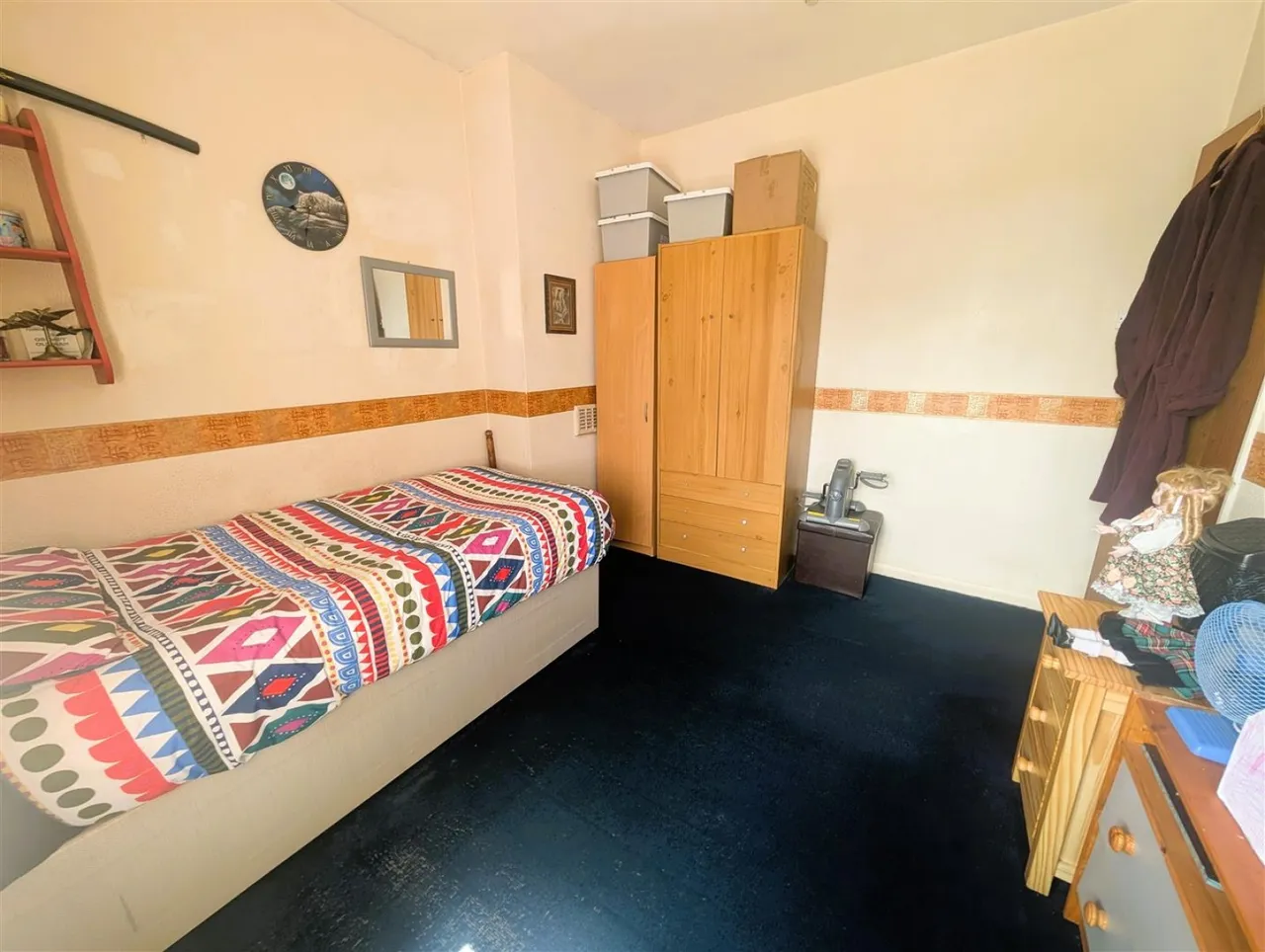 Dudley Road, Rowley Regis, photo 6