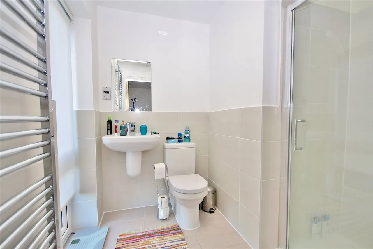Jelley Way, Westfield, GU22, photo 8