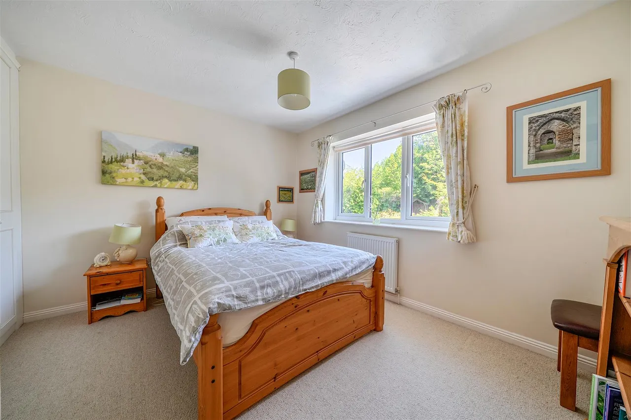Leafy Lane, Whiteley, photo 11