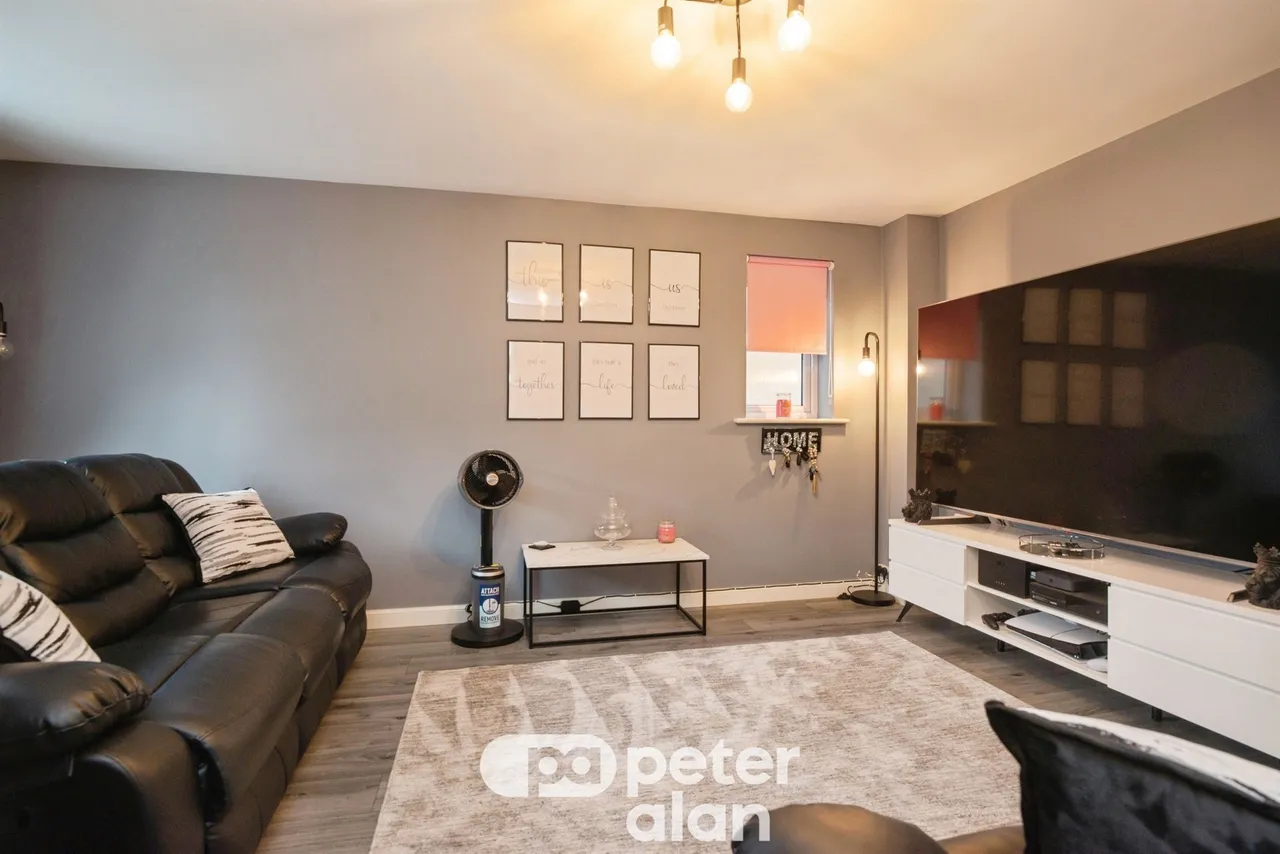 John Jobbins Way, Pontypool, NP4, photo 6