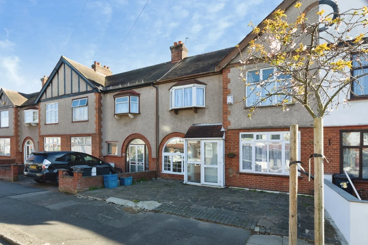 Brancaster Road, ILFORD, Essex, IG2, photo 20