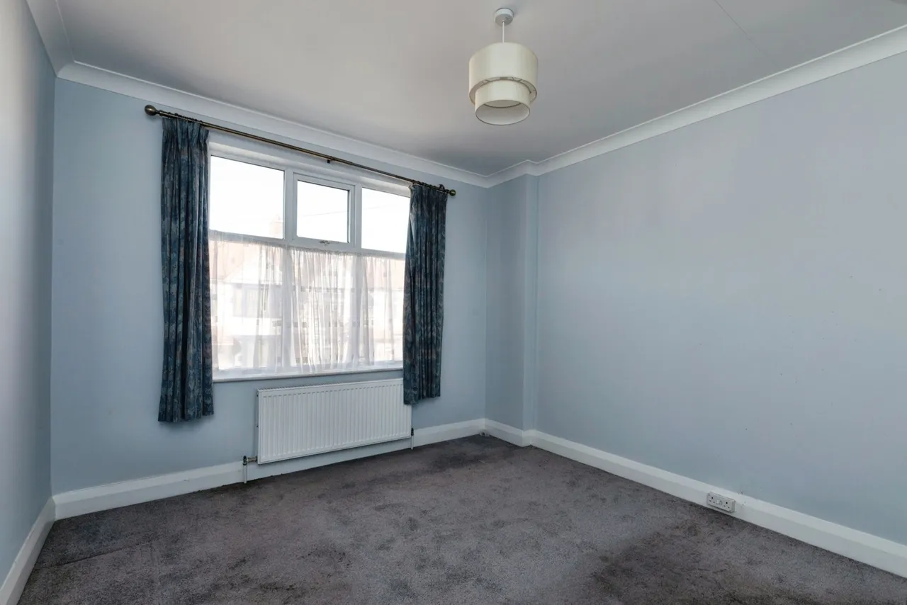 Brancaster Road, ILFORD, Essex, IG2, photo 10