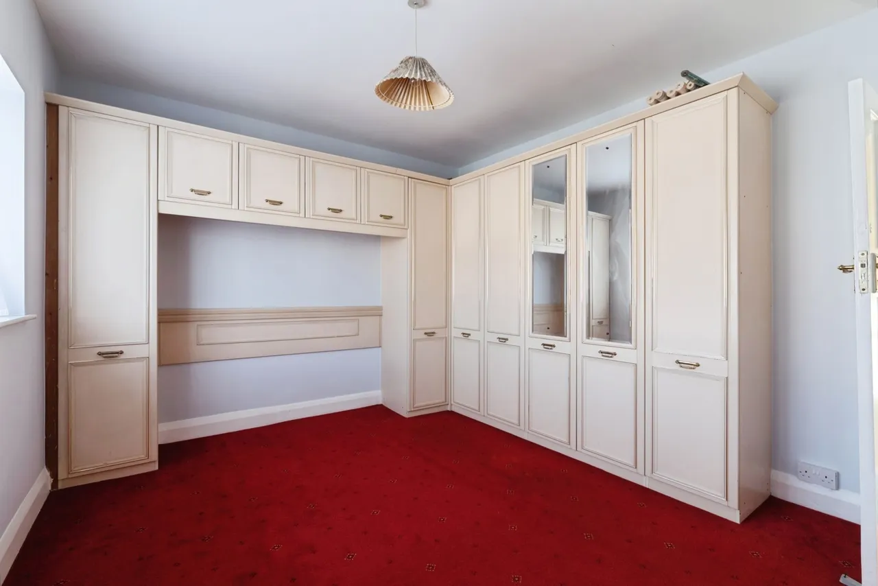 Brancaster Road, ILFORD, Essex, IG2, photo 12