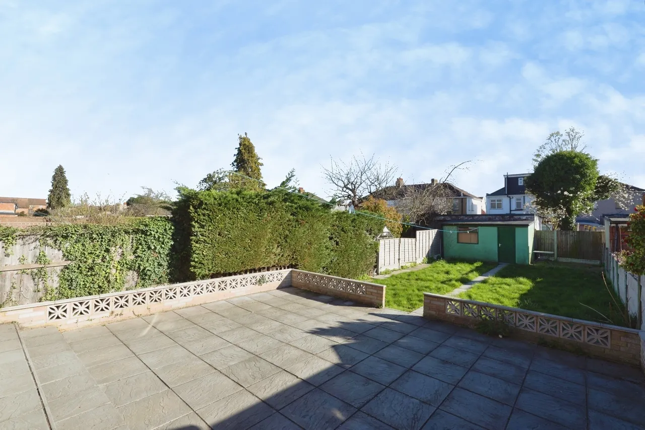 Brancaster Road, ILFORD, Essex, IG2, photo 17