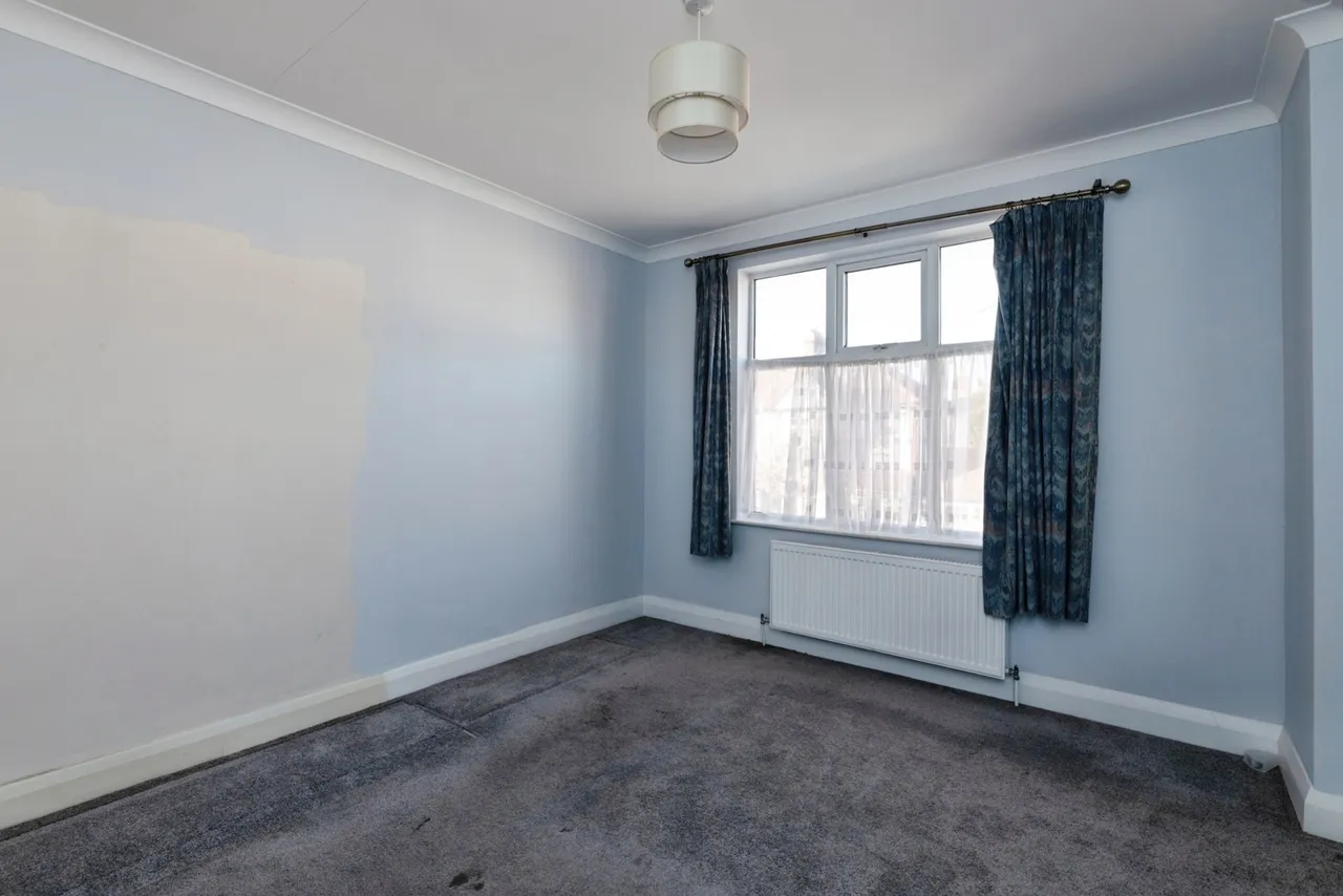 Brancaster Road, ILFORD, Essex, IG2, photo 9