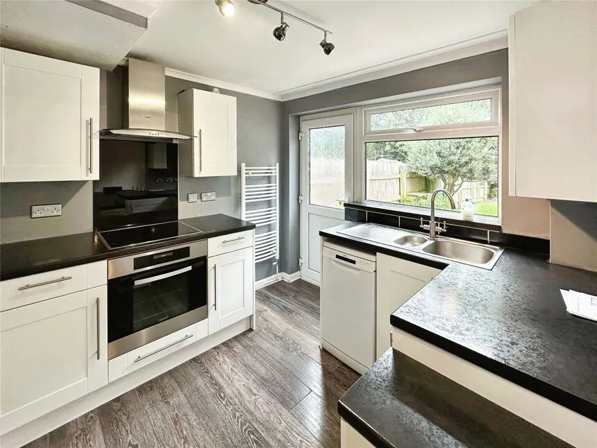 Iolanthe Drive, Exeter, EX4, photo 2