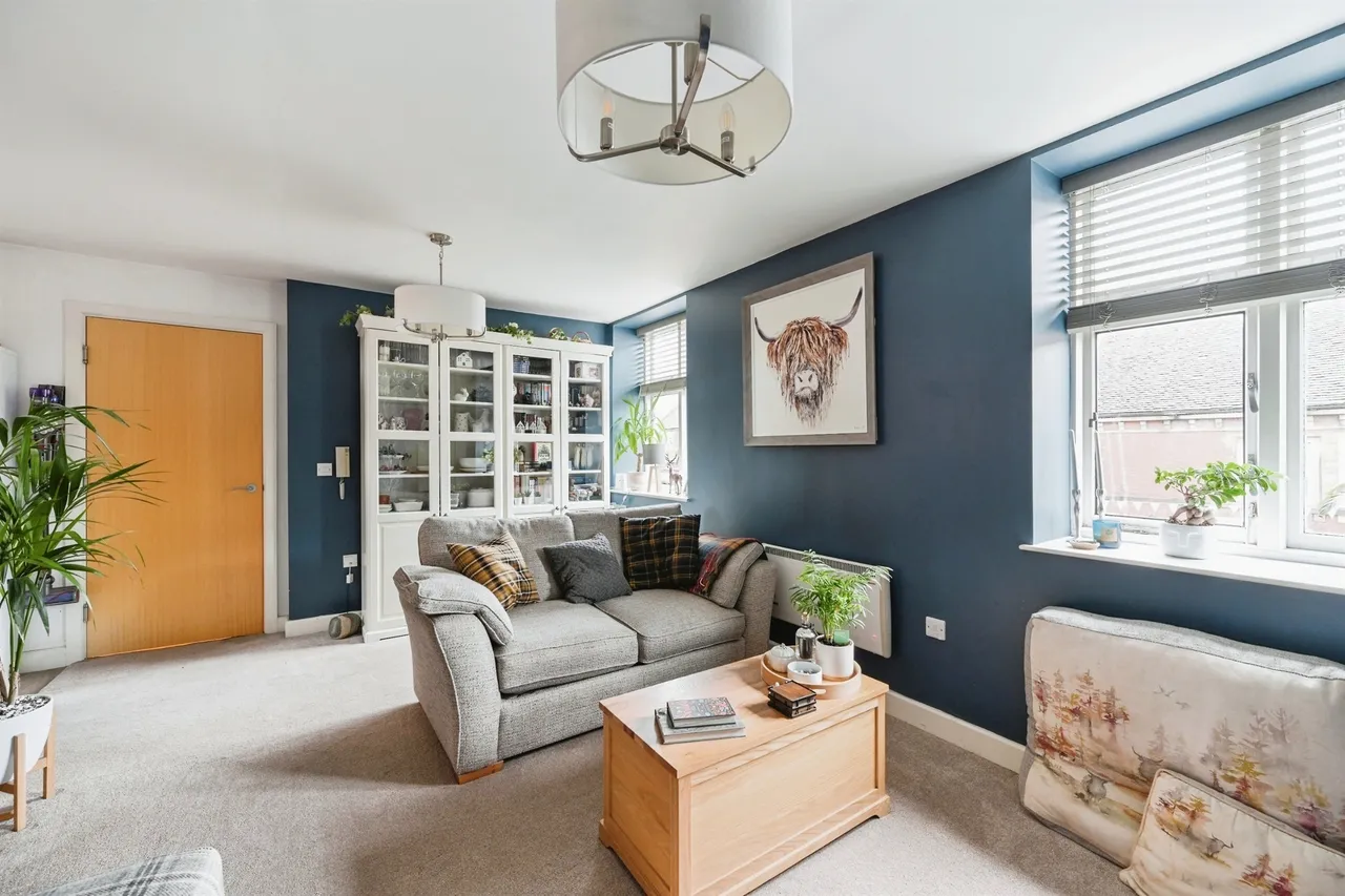 High Street, Tean, ST10, photo 5