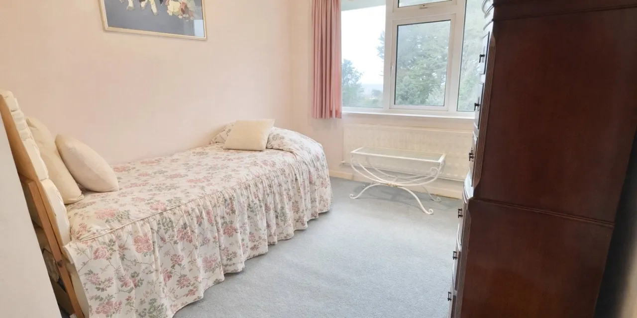 Dawstone Road, Heswall, CH60, photo 17