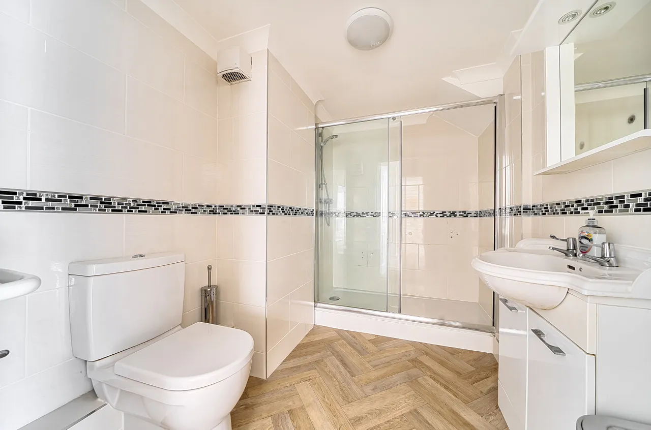 St. Chads Road, Far Headingley, LS16, photo 15