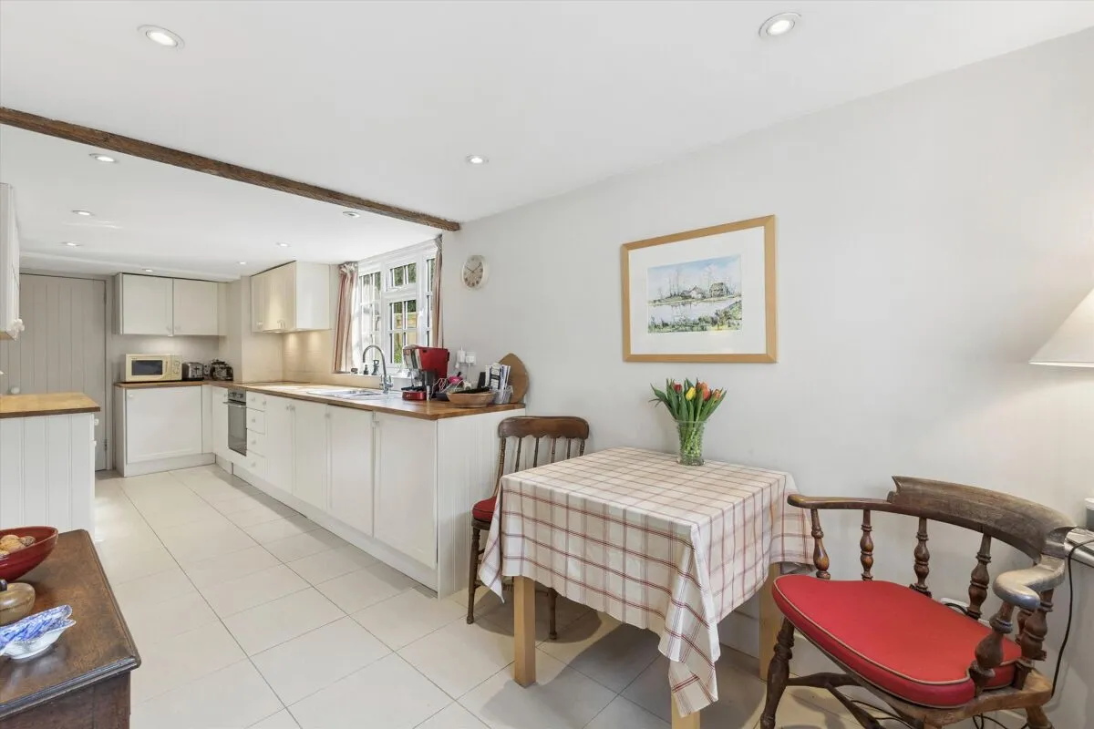 Gravel Lane, Barton Stacey, SO21, photo 6