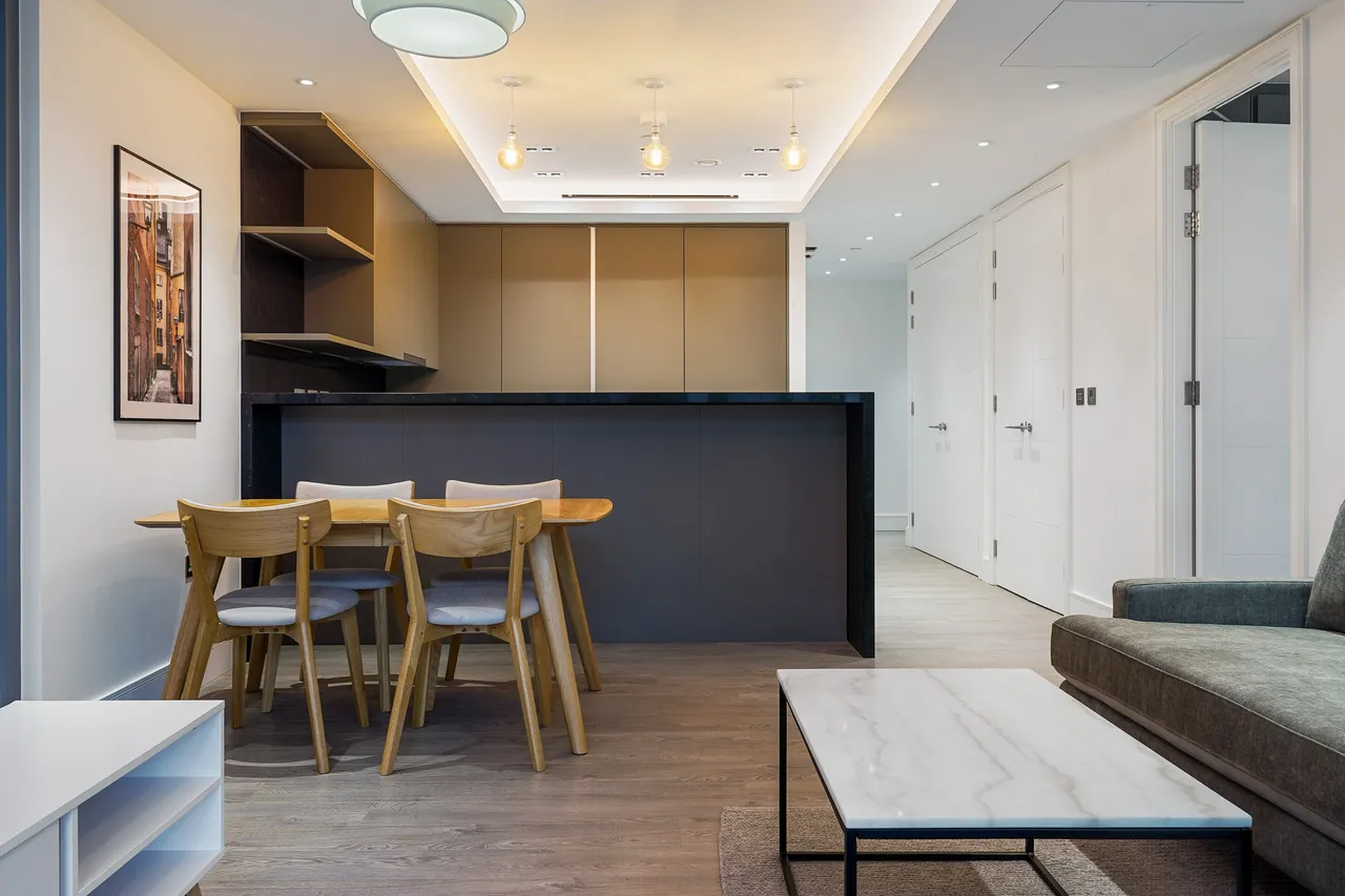 Bollinder Place, Carrara Tower, EC1V, photo 5
