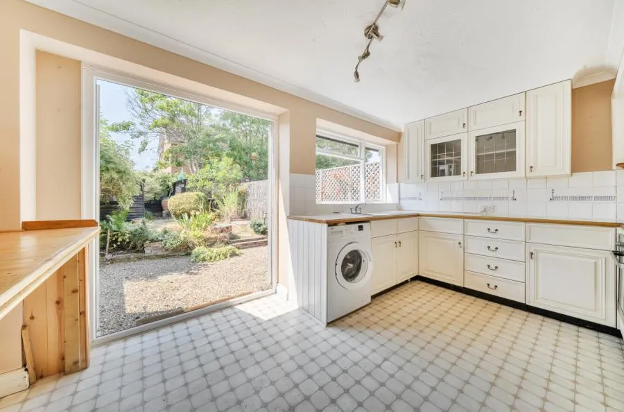 Emmbrook Gate, Wokingham, RG41, photo 4