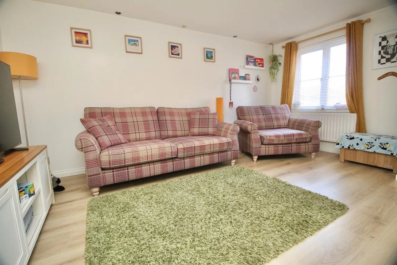 Cherry Avenue, Cumbernauld, G67 3BG, photo 5