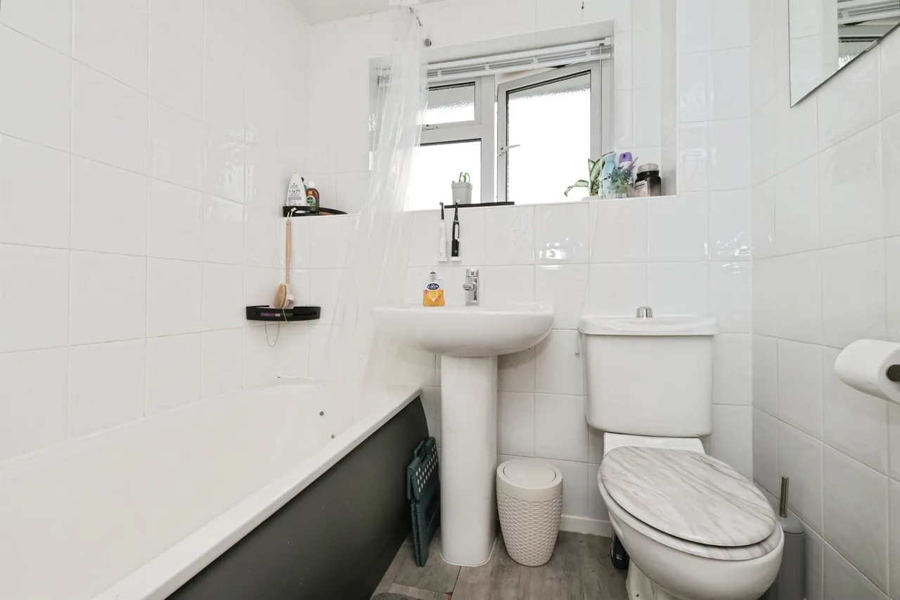 Keldholme Lane, Alvaston, DE24, photo 13