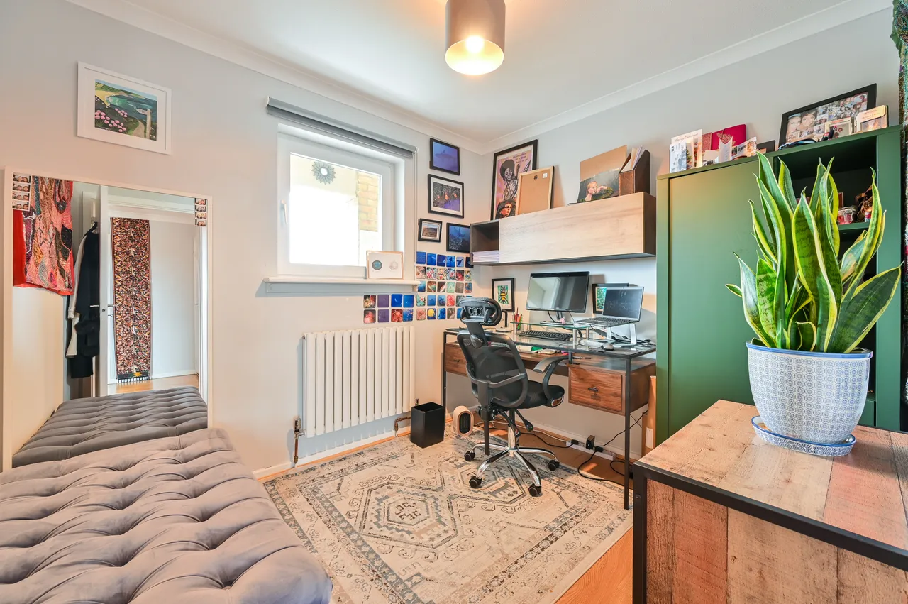 124 Tivoli Court, Rotherhithe Street, London, photo 12