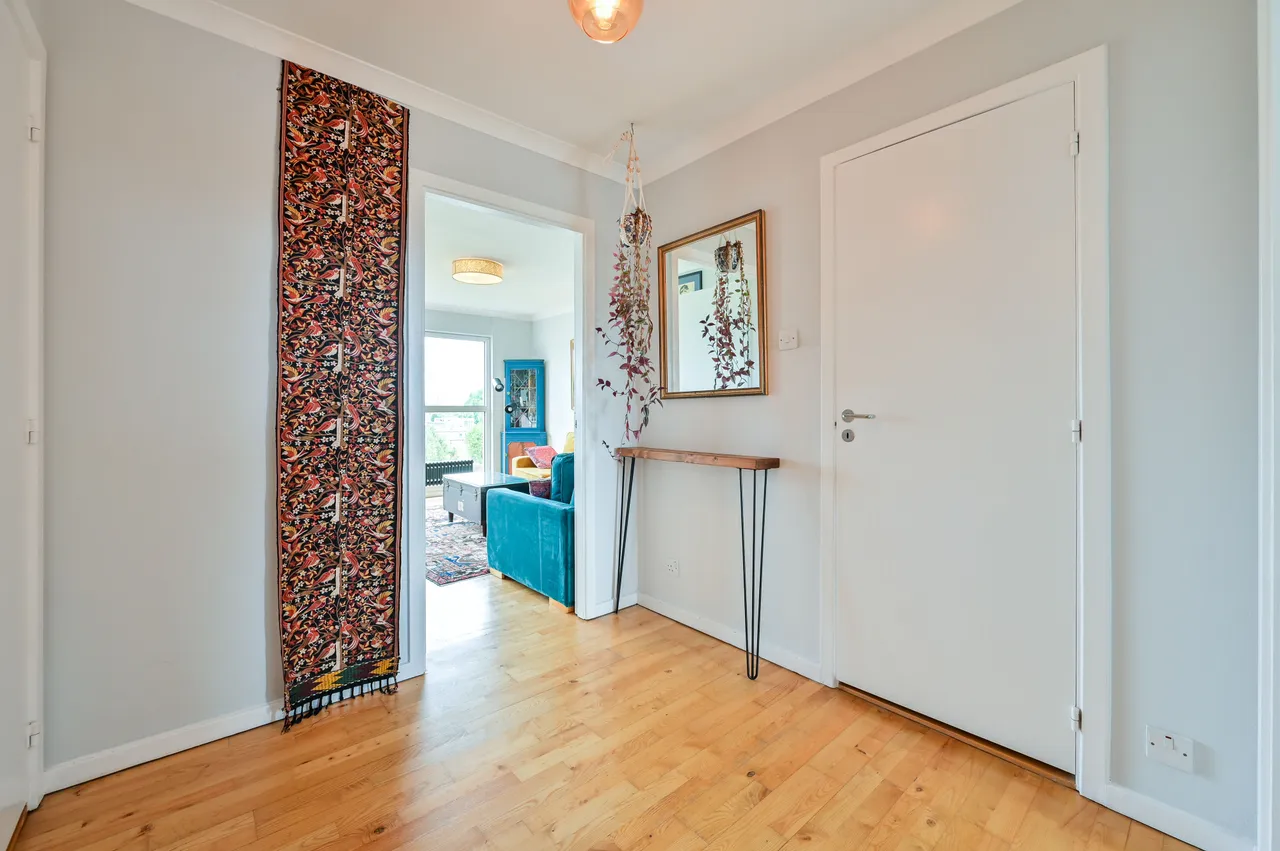 124 Tivoli Court, Rotherhithe Street, London, photo 6
