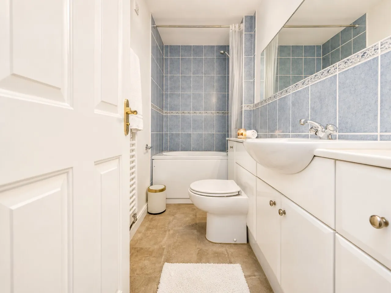 Minister Court, Frogmore, AL2, photo 12